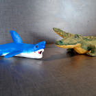 Hajen och krokodilen träffas.