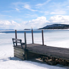 En brygga på vintern.